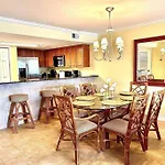 Oceanview Condo, 3B/3B, Top Floor, Pool, Greatview