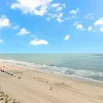 Oceanfront Queen Suite- Sea Mist 21004