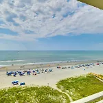 Cozy Coastal Condo With Airy Oceanfront Balcony