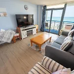 Stunning View, Direct Oceanfront, Boardwalk, Pools