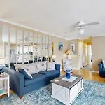 Shorehaven Cottage