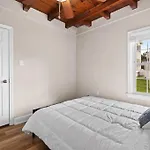 Unique Designed 2Br With Parking