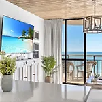 Remodeled Direct Ocean Front By Convention Center