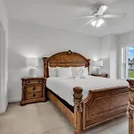 Elegant 3Br Condo At Magnolia Pointe