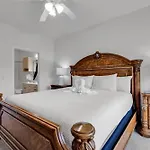 Elegant 3Br Condo At Magnolia Pointe