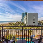Oversized Ocean View Queen Suite With Beautiful Fireplace And Accents - Sleeps 4 Guests!