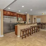Ocean Breeze Luxury Villas 3D, Nicely Updated! Across From The Ocean! Sleeps 18 !