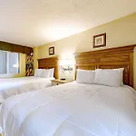 Compass Cove 655