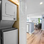 *Updated Family Beach Escape*Pools, Hot Tubs*P143