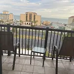 2 Blocks To Beach, 2Big Br For 7 On Ht 7Th Floor
