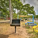 Myrtle Beach Condo In Gated Community With Pools!