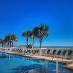 Paradise At The Beach, Complete View Of Horizon