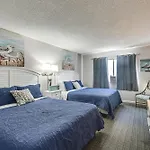 Myrtle Beach Townhome Steps To Ocean Waves!