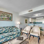 Oceanfront 2 Bedroom Condo On Cam 2Nd Floor