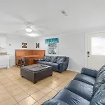 Sea View Cottages Unit 4