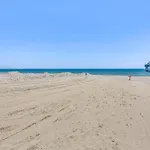 Sunny Surfside Beach Escape Less Than Half-Mi To Ocean!