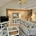 Sun-Filled Villa With Access To All Resort Amenities, 3Agt Villa