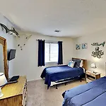 Marine Life Themed Condo Outdoor Pool Bbq Area