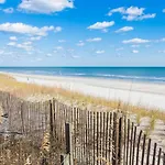 Ocean View Studio Amazing Amenities In Surfside