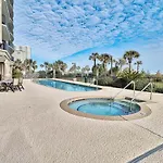 Oversized 3-Bedroom Floorplan With Amazing Panoramic Views