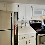 Dream Vacation: Oceanfront Condo Tennis Courts