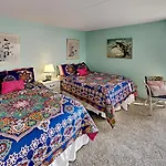 Dream Vacation: Oceanfront Condo Tennis Courts
