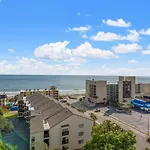 Ocean View Condo, Beach Access, Pools, Views