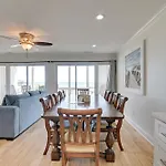 Oceanfront Murrells Inlet Home With Beach Access!