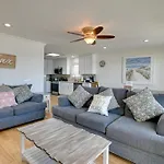 Beachfront Murrells Inlet Home - Walk To Pier!