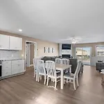Beachcomber Bungalow