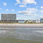 Sunrise Views- Pool - 4 Bds- 3 Bedroom Oceanfront Charm