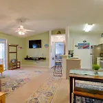 Myrtle Beach Condo 2 Mi To Surfside Beach!