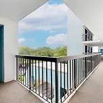 Sea Mark Tower