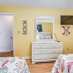 Comfy Myrtle Beach Condo - 3 Mi To Fishing Pier!