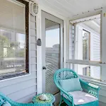 Myrtle Beach Condo With Pool Access, Close To Beach!