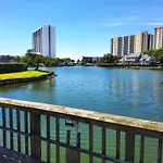 Laurel Court 311