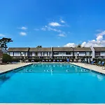 North Myrtle Beach Townhome With Pool Access