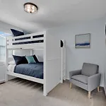 North Myrtle Beach Sweetgrass Cottage 3 Min To Beach & 5 Min To Golf Course