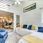 Chic Murrells Inlet Getaway About 2 Mi To Marsh Walk!