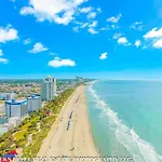 Sunny Shore Retreat Near Beach