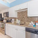 Ocean View 2 Bedroom Apartment With Great Views! Palace Resort 413