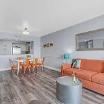 Unwind By The Waves Oceanfront Suite Cr 1506