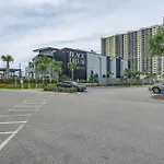 Beachfront Condo With Resort Amenities And Boardwalk!