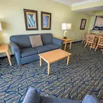 Spacious 3 Bedroom Condo With Immaculate Oceanfront Views! Paradise 1610