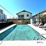 Sunset Square 104 L Home