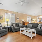 Summer Cottage 14