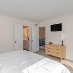 Coastal Holiday At The Drifter
