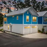 The Beachwalk Cottage