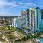 Cozy 1 Bedroom Condo- Immaculate Oceanfront Views- Monterey Bay 1617