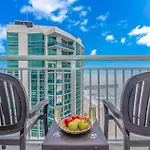 1 Bedroom Oceanview Penthouse At Sandy Beach! 1905